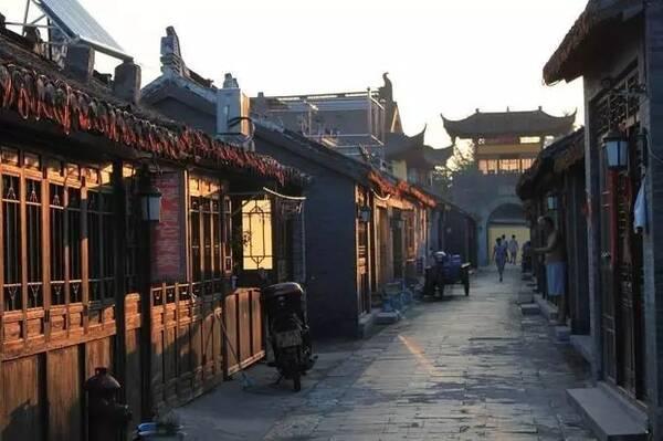 热心助企排忧解难